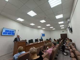 1 октября 2025 года в Управлении архивами Свердловской области состоялся методический семинар, посвященный организации комплектования и учета архивных документов в государственном органе